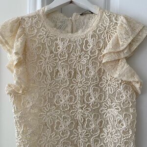 NWT ZARA CREAM EMBROIDERED LACE FLUTTER SLEEVES TOP, SIZE L